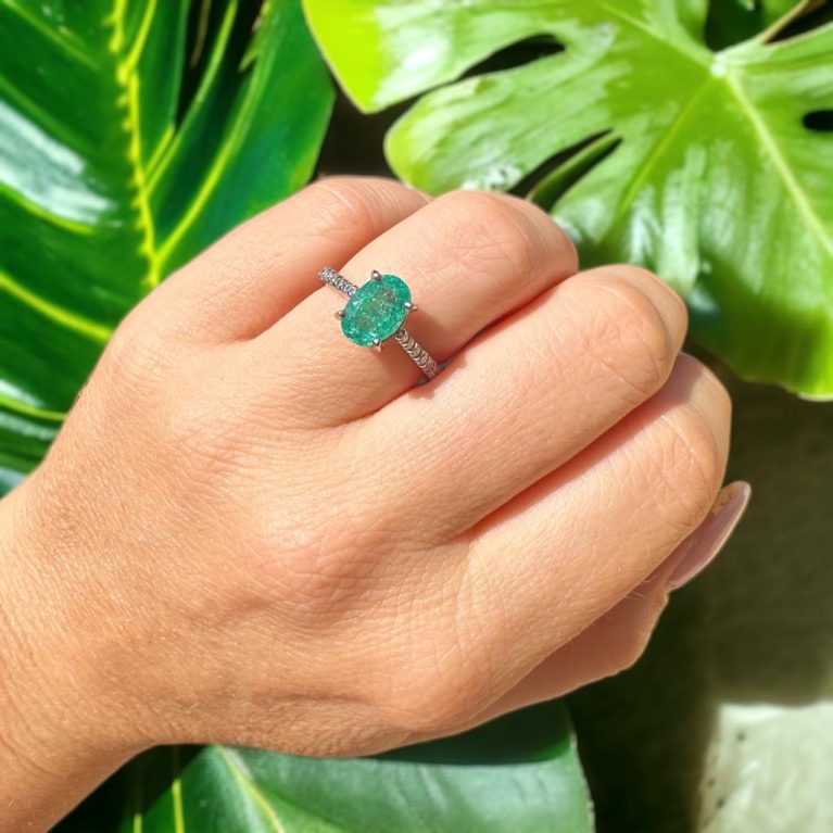 Magnificent 1.44ct Colombian Emerald set in an 18k Solid Gold Ring, accented by 0.28ct Natural Diamonds