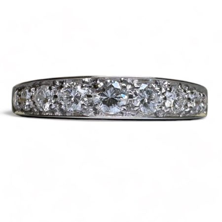 Elegant and Classic 0.45ct Diamonds Riviera set on 18k Solid Gold Ring