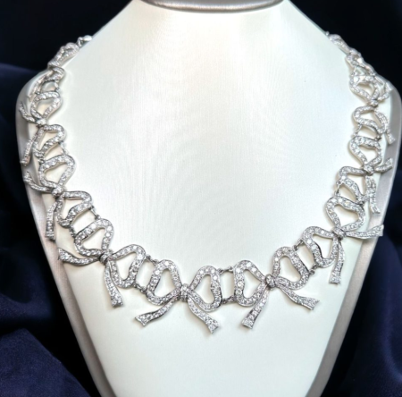 Aristocratic Art Deco Certified 17.50 ct Diamond 18k white solid gold 80gr Necklace