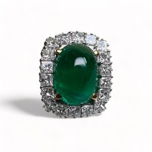 70's Majesty 12.5ct Certified Emerald and 6.60ct extra white Diamond Gold ring